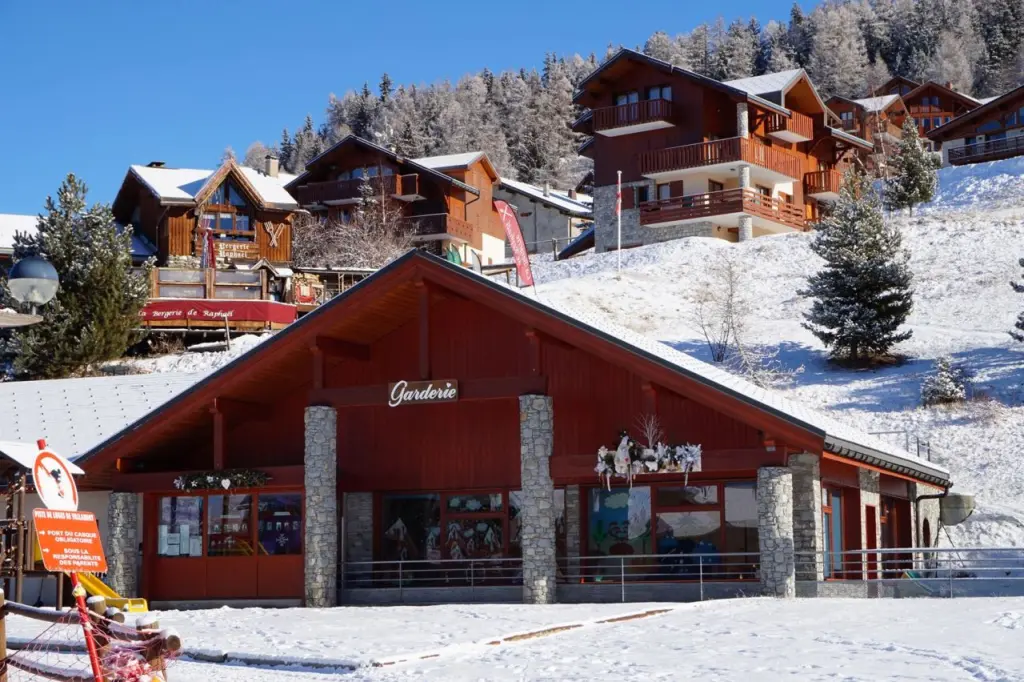 garderie chalet peisey vallandry