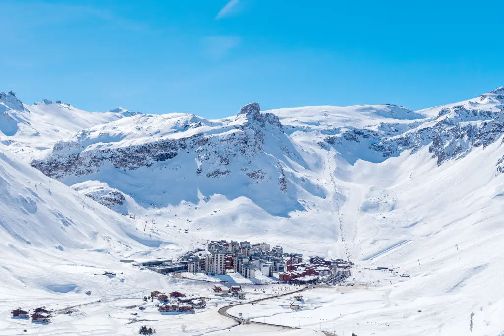 vue aérienne de tignes val claret