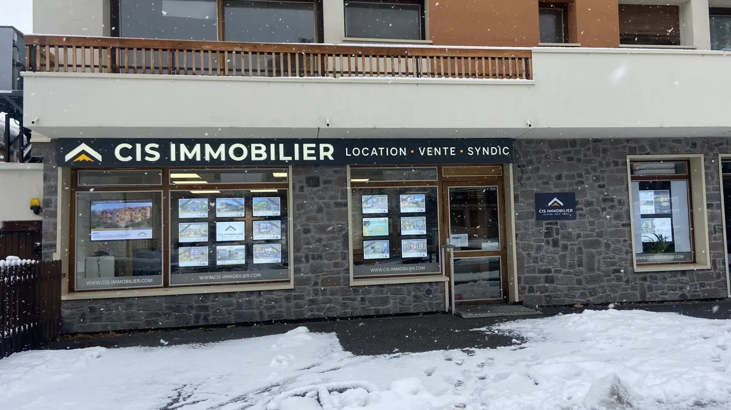 vitrine agence immobiliere cis bourg saint maurice