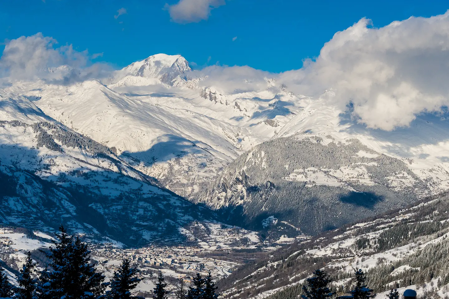 vue aérienne de bourg saint maurice